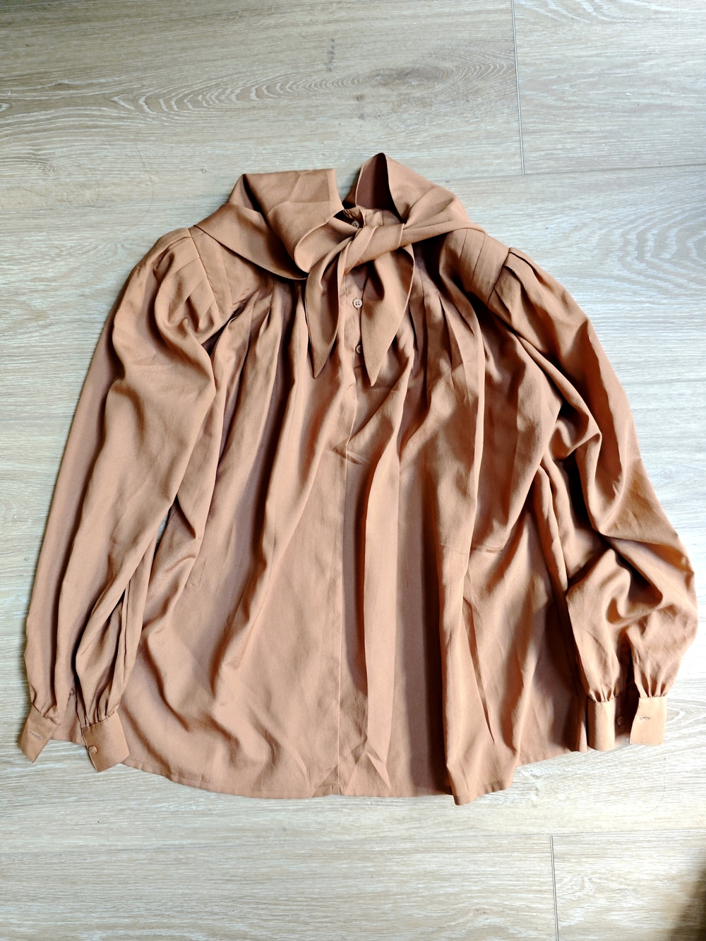 Vintage Essentials women's Tie-Neck Blouse in Rust